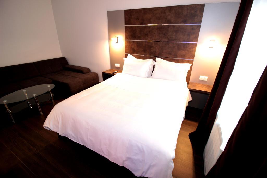 Passion Downtown Suite Belgrade Luaran gambar