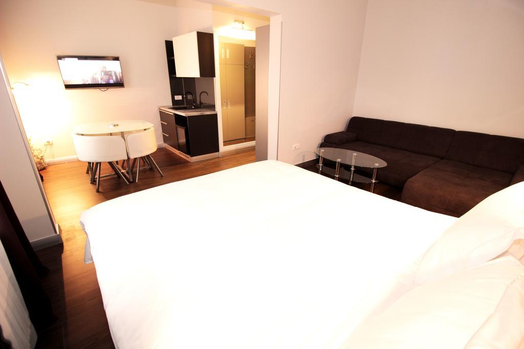 Passion Downtown Suite Belgrade Luaran gambar