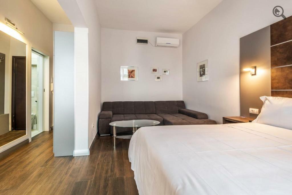 Passion Downtown Suite Belgrade Luaran gambar